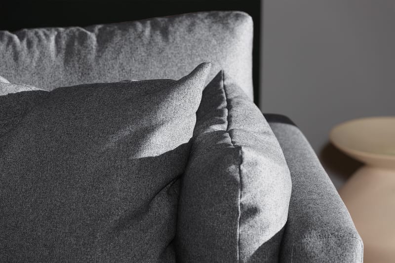 Menard 3-sits Djup Tygsoffa - Mörkgrå - Möbler - Vardagsrum - Soffor - 3-sits soffor