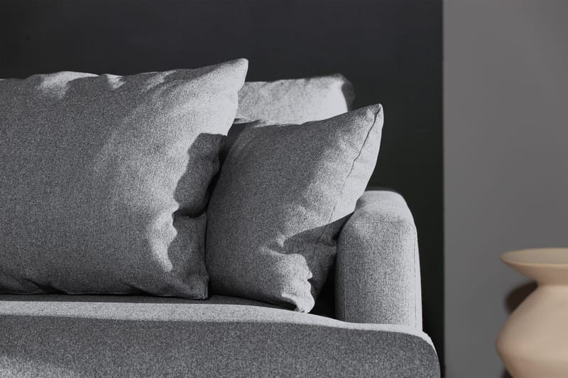 Menard 4-sits Djup Tygsoffa - Grå - Möbler - Vardagsrum - Soffor - 4-sits soffor