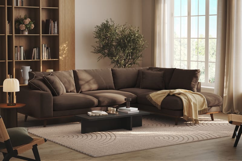Copenhagen Premium 4-sits Högervänd L-formad Djup Schäslongsoffa i Tyg - Brun - Möbler - Vardagsrum - Soffor - Divansoffa & schäslong