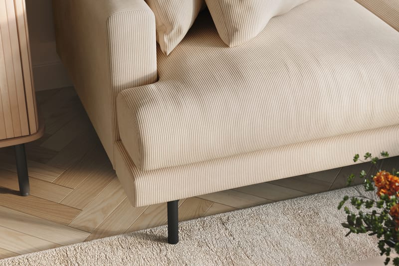 Menard 4-sits Högervänd L-formad Divansoffa i Manchester - Beige - Möbler - Vardagsrum - Soffor - Divansoffa & schäslong