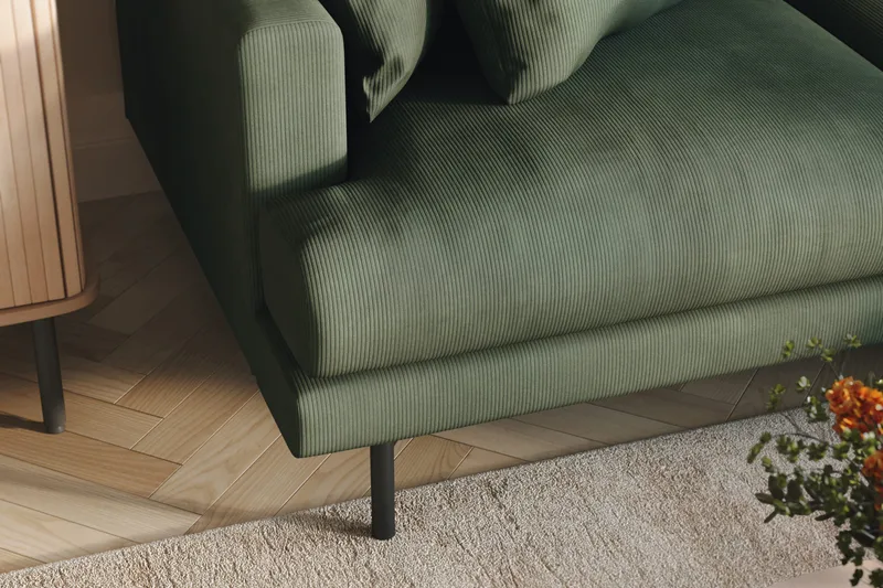 Menard 4-sits Högervänd L-formad Divansoffa i Manchester - Grön - Möbler - Vardagsrum - Soffor - Divansoffa & schäslong