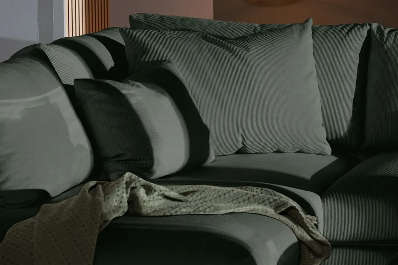 Menard 4-sits Vänstervänd L-formad Djup Schäslongsoffa i Manchester - Grön - Möbler - Vardagsrum - Soffor - Divansoffa & schäslong