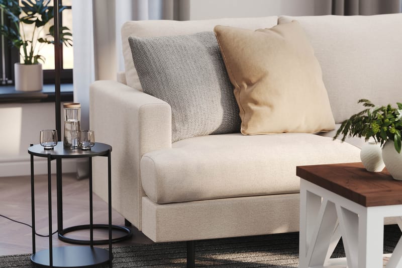 Menard Compact 4-sits Högervänd L-formad Schäslongsoffa i Tyg - Beige - Möbler - Vardagsrum - Soffor - Divansoffa & schäslong
