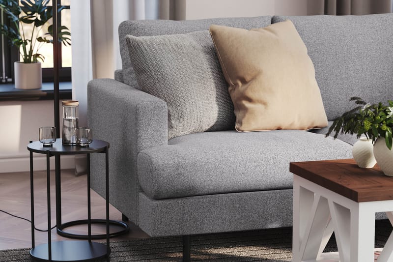 Menard Compact 4-sits Högervänd L-formad Schäslongsoffa i Tyg - Grå - Möbler - Vardagsrum - Soffor - Divansoffa & schäslong