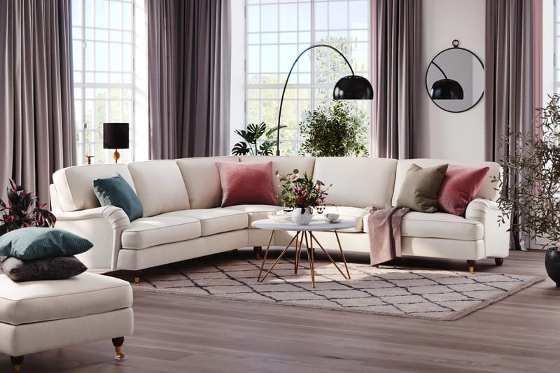 Howard Lyx 6-sits Vänstervänd L-formad Hörnsoffa i Sammet - Krämvit - Möbler - Vardagsrum - Soffor - Hörnsoffor