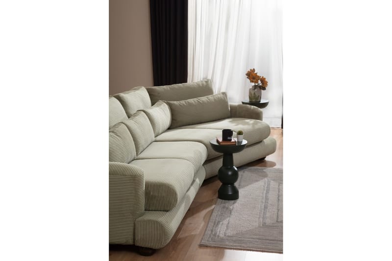 Relento Svängd Soffa 4-sits - Grön - Möbler - Vardagsrum - Soffor - 4-sits soffor