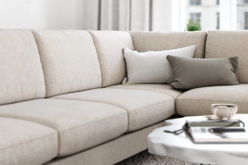 Ocean Lyx 6-sits Högervänd U-formad Soffa med Divan och Schäslong + Fotpall i Tyg - Beige - Möbler - Vardagsrum - Soffor - U-soffor