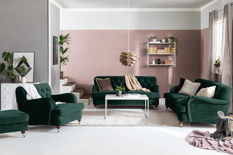 Howard Riviera 3-sits Svängd Sammetssoffa - Grön - Möbler - Vardagsrum - Soffor - Sammetssoffor