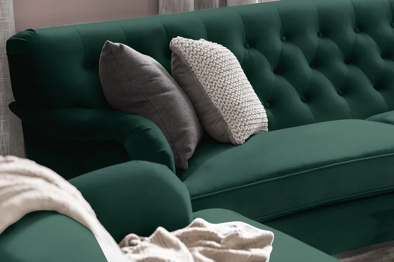Howard Riviera 3-sits Svängd Sammetssoffa - Grön - Möbler - Vardagsrum - Soffor - Sammetssoffor