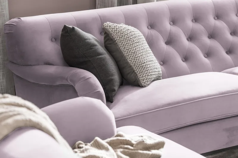 Howard Riviera 3-sits Svängd Sammetssoffa - Lila - Möbler - Vardagsrum - Soffor - Sammetssoffor