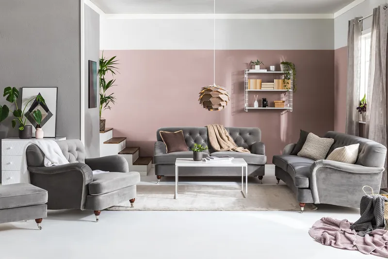 Howard Riviera 3-sits Svängd Sammetssoffa - Ljusgrå - Möbler - Vardagsrum - Soffor - Sammetssoffor