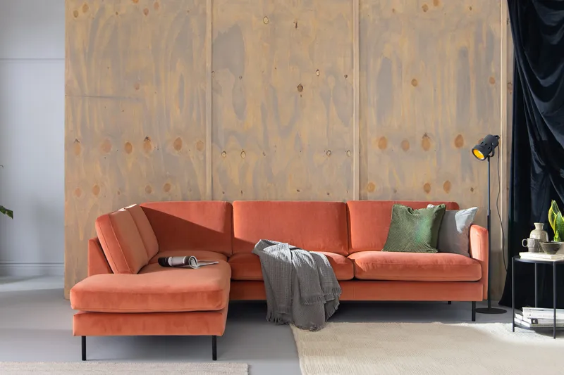 Teodin 2,5-sits Sammetssoffa med Schäslong Vänster - Rosa - Möbler - Vardagsrum - Soffor - Sammetssoffor