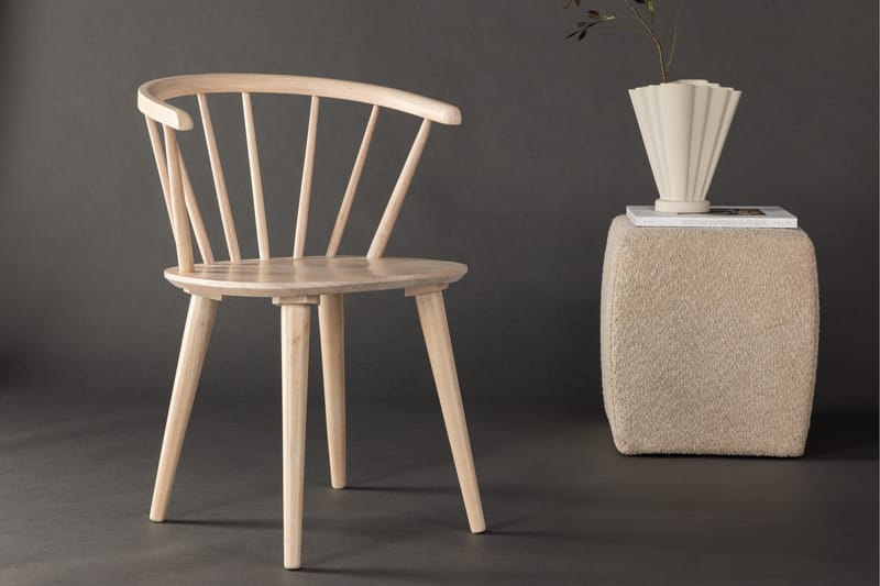 Bobby Karmstol med Armstöd - Vitlaserad / Gummiträ - Möbler - Vardagsrum - Stolar & sittmöbler - Karmstolar