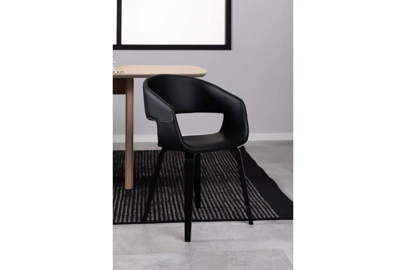 Loraina Karmstol - Svart - Möbler - Vardagsrum - Stolar & sittmöbler - Karmstolar