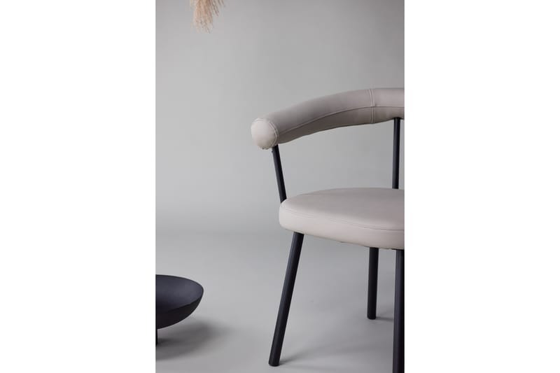 Västerås x Josefin Lustig Karmstol - Offwhite/Svart - Möbler - Vardagsrum - Stolar & sittmöbler - Karmstolar
