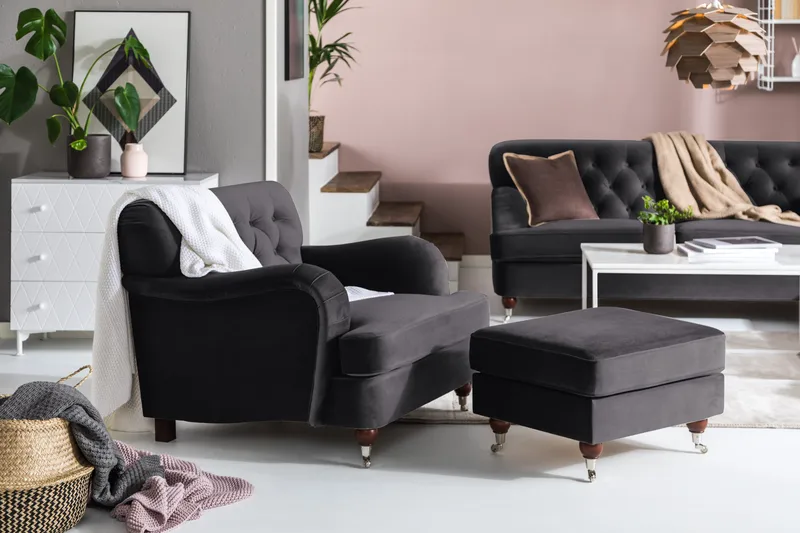 Howard Riviera Fotpall Sammet - Mörkgrå - Möbler - Vardagsrum - Stolar & sittmöbler - Pallar - Fotpall