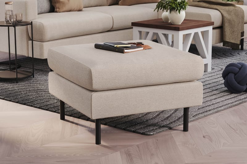 Menard Compact Fotpall 68 cm - Beige - Möbler - Vardagsrum - Stolar & sittmöbler - Pallar - Fotpall