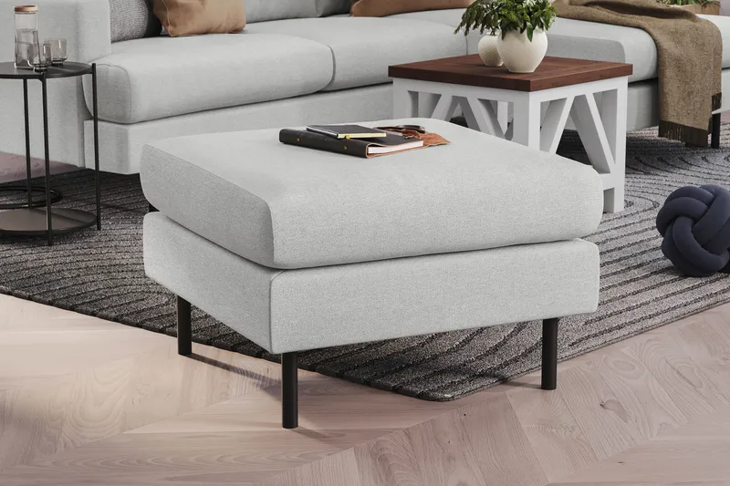 Menard Compact Fotpall 68 cm - Ljusgrå - Möbler - Vardagsrum - Stolar & sittmöbler - Pallar - Fotpall