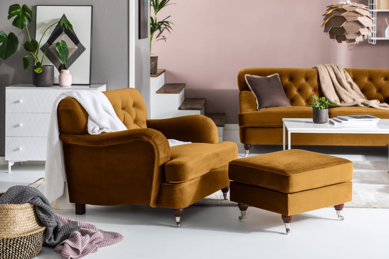 NOTTING HILL Fotpall Sammet Amber - Möbler - Vardagsrum - Stolar & sittmöbler - Pallar - Fotpall