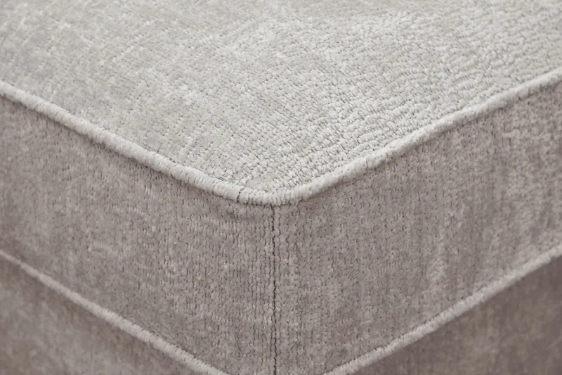 Rossita Fotpall i chenille - Grå/Brun - Möbler - Vardagsrum - Stolar & sittmöbler - Pallar - Fotpall