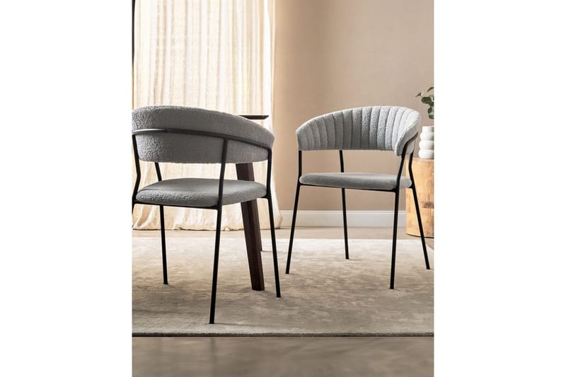 Set med 2 matstolar Mariposa - Grå, svart/Bouclé - Möbler - Vardagsrum - Stolar & sittmöbler - Karmstolar