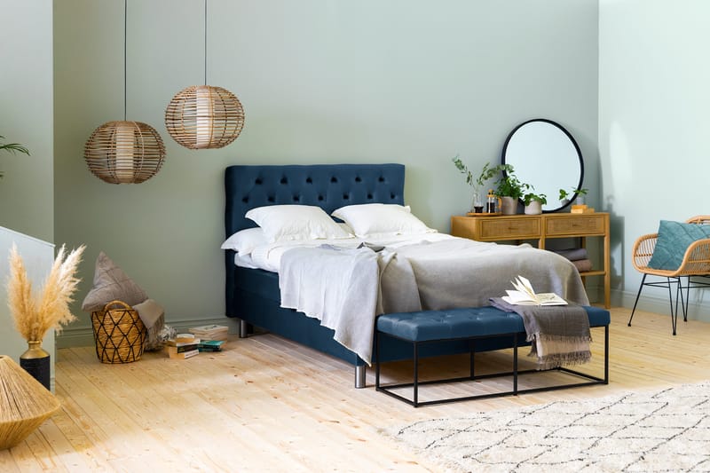 Ella Sittbänk 120cm Djuphäftad - Blå/Sammet - Möbler - Vardagsrum - Stolar & sittmöbler - Sittbänk