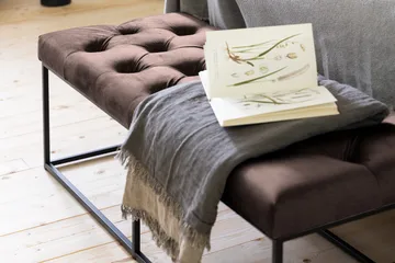 Ella Sittbänk 120cm Djuphäftad - Brun/Sammet - Möbler - Vardagsrum - Stolar & sittmöbler - Sittbänk