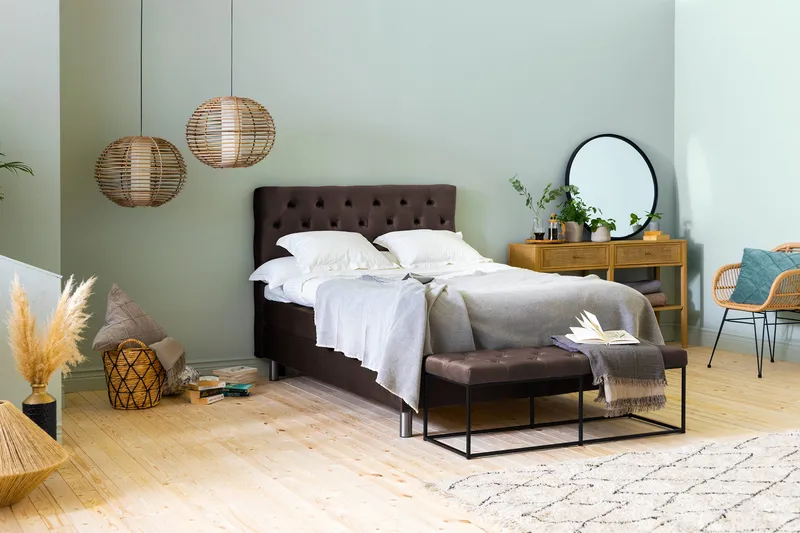 Ella Sittbänk 120cm Djuphäftad - Brun/Sammet - Möbler - Vardagsrum - Stolar & sittmöbler - Sittbänk