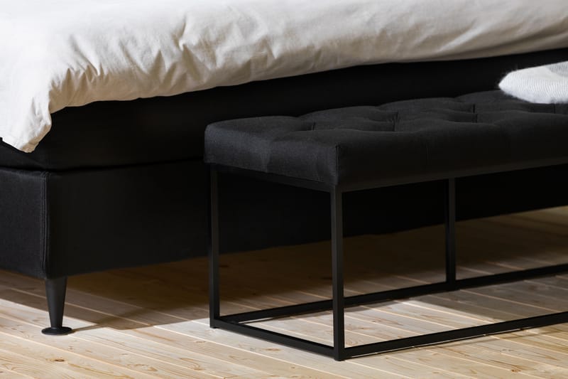 NOVELLA Sittbänk 120 cm Djuphäftad Svart - Möbler - Vardagsrum - Stolar & sittmöbler - Sittbänk