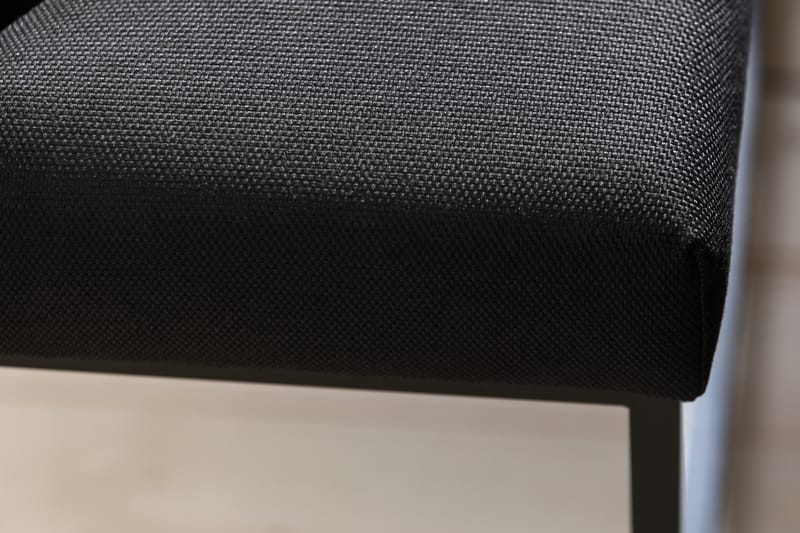 NOVELLA Sittbänk 120 cm Djuphäftad Svart - Möbler - Vardagsrum - Stolar & sittmöbler - Sittbänk