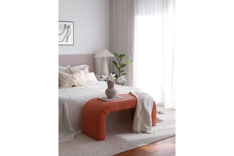 Manav Sittpuff 106 cm - Korall - Möbler - Vardagsrum - Stolar & sittmöbler - Sittpuff