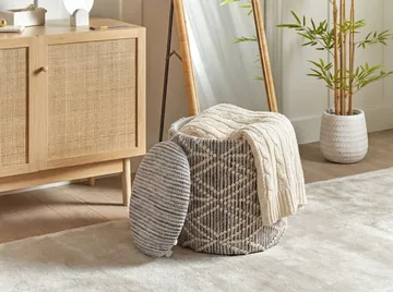 Veron Rund sittpuff med förvaring i ulltyg - grå och gräddfärgad - Möbler - Vardagsrum - Stolar & sittmöbler - Sittpuff