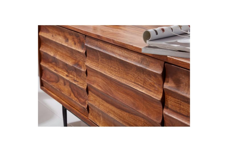 Lowboard Wohnling Massivt trä med förvaring, 3 dörrar, lantlig stil - Möbler - Vardagsrum - Tv-möbler & mediamöbler - Tv-skåp