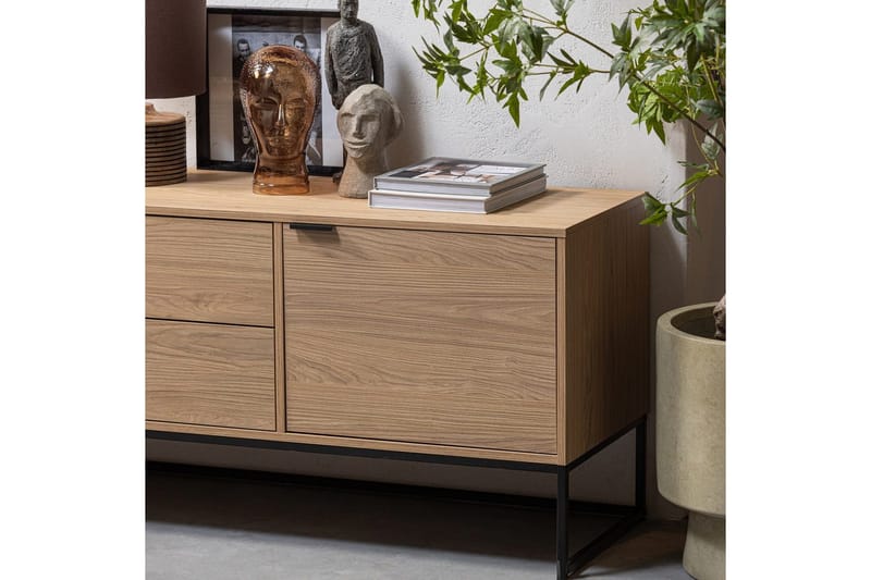 Silas TV-bänk 180 cm med Förvaring i Trä med Metallunderrede - Beige - Möbler - Vardagsrum - Tv-möbler & mediamöbler - Tv-bänkar