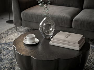 Denora Runt soffbord i aluminium med blomformad bordsskiva - svart - Möbler - Vardagsrum - Soffbord & vardagsrumsbord - Soffbord