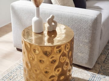 Helvik Runt sidobord 36 cm i aluminium - guld - Möbler - Vardagsrum - Soffbord & vardagsrumsbord - Brickbord