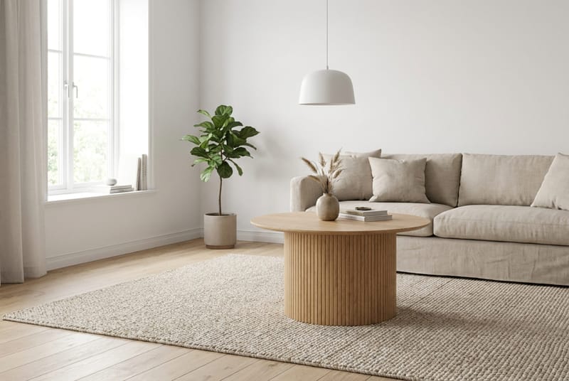 Kopparbo Runt Soffbord 85 cm med Trä- och Ekutseende, Ribbad Pelarfot och Tunn Bordsskiva - Natur - Möbler - Vardagsrum - Soffbord & vardagsrumsbord - Soffbord