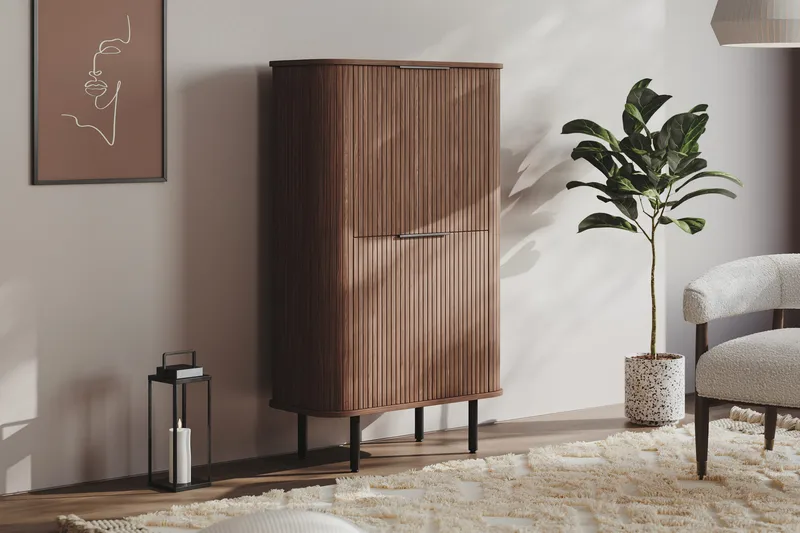 Kopparbo Högskåp Valnöt - Mörkbrunt valnötsträ - Förvaring - Förvaringsmöbler - Byrå