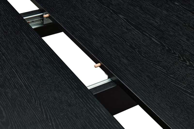 Kopparbo Matbord 180-240 cm Förlängningsbart - Svart trä - Möbler - Matplats - Matbord & köksbord