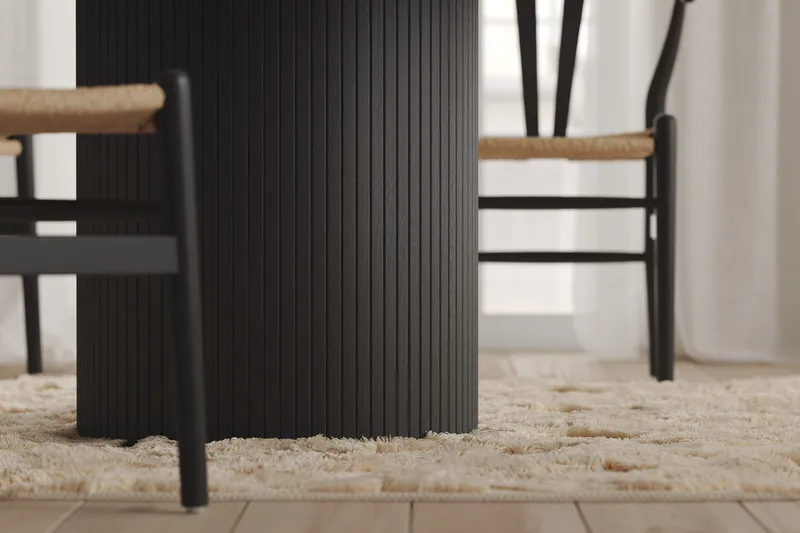 Kopparbo Runt Matbord 130 cm Förlängningsbar med illäggsskiva - Svart Trä / Ribbad - Möbler - Matplats - Matbord & köksbord