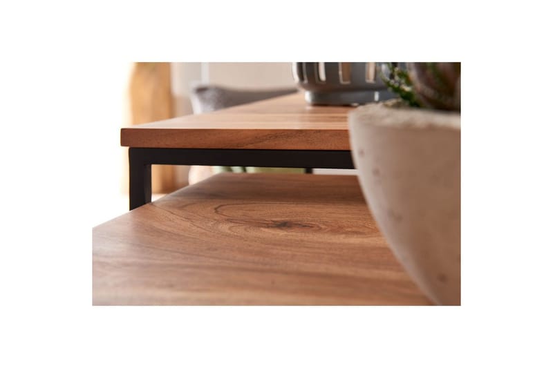 Satsbord Wohnling Set med 2 i massivt trä fyrkantiga metallben modern - Möbler - Vardagsrum - Soffbord & vardagsrumsbord - Satsbord