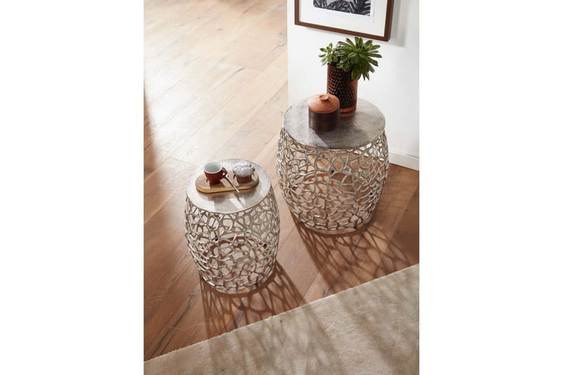 Satsbord Wohnling Set om 2 aluminiumgjutna, runda, handgjorda, modern loftstil Silver - Silver - Möbler - Vardagsrum - Soffbord & vardagsrumsbord - Satsbord