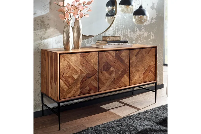 Sideboard Wohnling Massivt trä, triangulär optisk inläggning, 123 cm med 3 dörrar, industriell - Förvaring - Förvaringsmöbler - Skänkar & sideboards