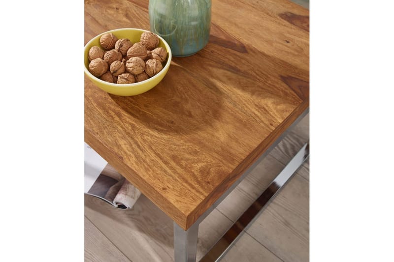 Sido bord Wohnling massivt trä, kvadratisk med metallkromben, herrgårdsstil 60x60 cm - 60x60 cm - Möbler - Vardagsrum - Soffbord & vardagsrumsbord - Brickbord