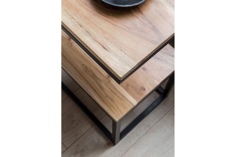 Sido bord Wohnling Massivt trä, S Cube, metallram i lantlig stil Akacia - Akacia - Möbler - Vardagsrum - Soffbord & vardagsrumsbord - Brickbord