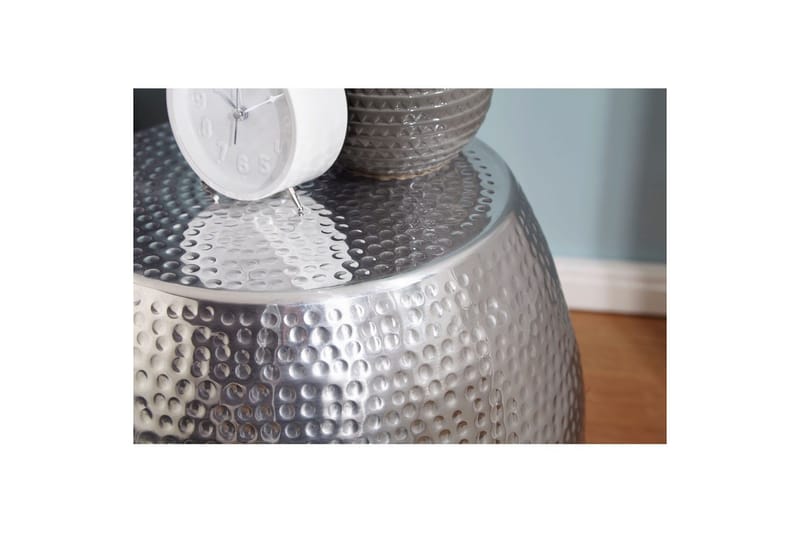 Sido bord Wohnling rund 30 cm, 42 cm höjd, aluminium med hamrat utseende, orientalisk stil Silver - Silver - Möbler - Vardagsrum - Soffbord & vardagsrumsbord - Brickbord