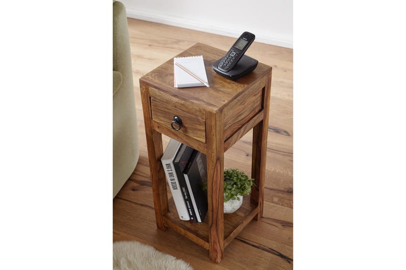 Charnetski Sidobord 30 cm - Trä/natur - Möbler - Vardagsrum - Soffbord & vardagsrumsbord - Sidobord & lampbord