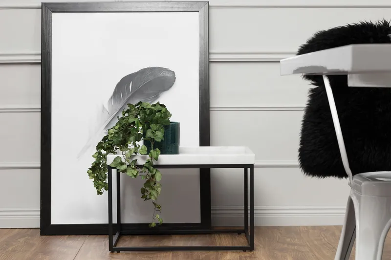 Kungshult Sidobord 60 cm - Vit/Svart - Möbler - Vardagsrum - Soffbord & vardagsrumsbord - Sidobord & lampbord