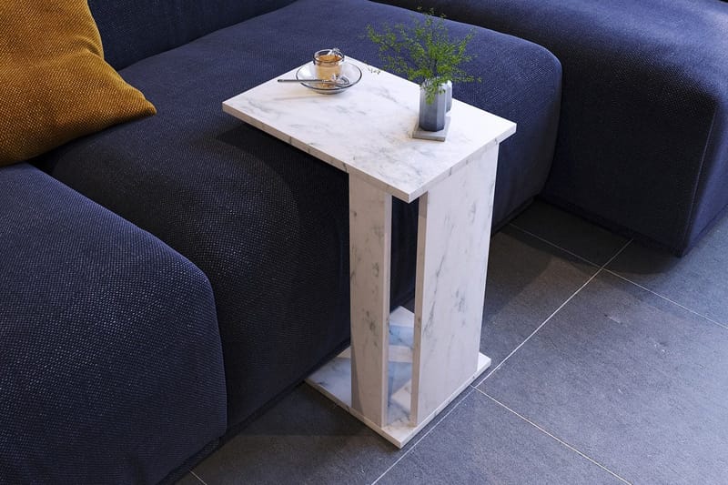 Mellberg Sidobord - Vit/Marmor - Möbler - Vardagsrum - Soffbord & vardagsrumsbord - Sidobord & lampbord