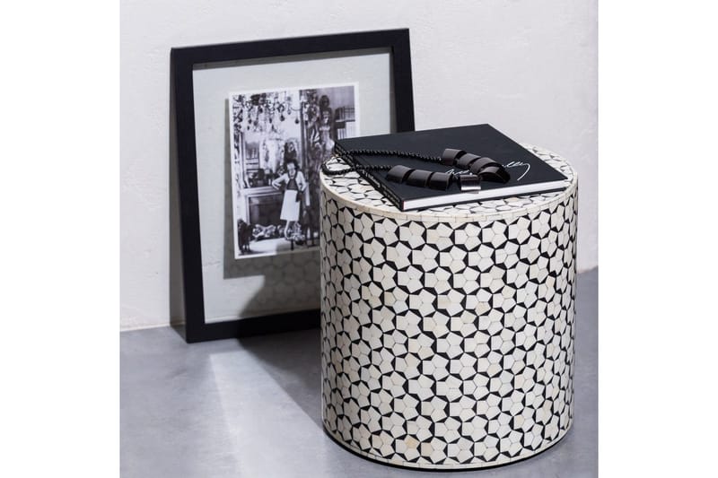 Sidobord Neva - Möbler - Vardagsrum - Soffbord & vardagsrumsbord - Brickbord